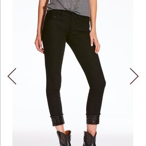 Brand NEW Ariat jeans 50% OFF!